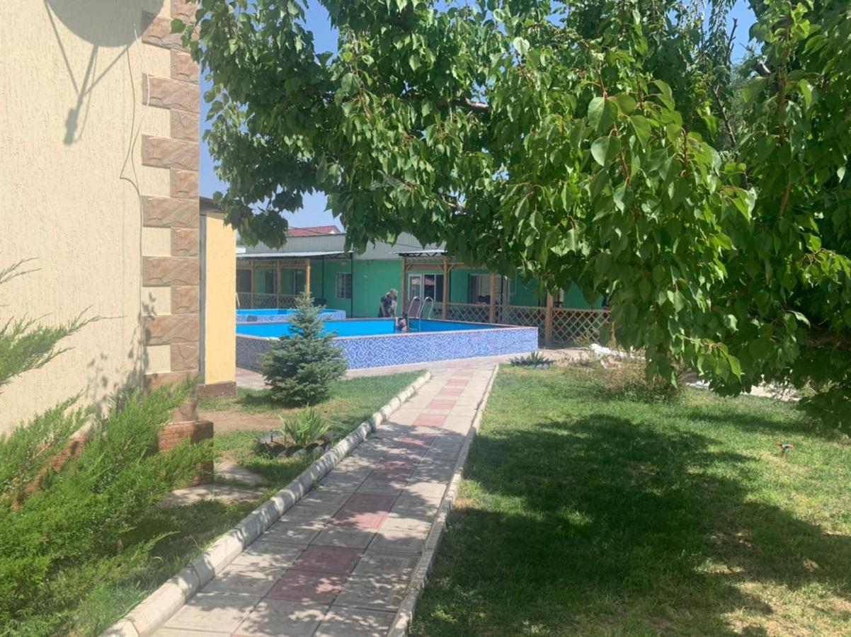 Malibu Guest House Kapsagaj Kültér fotó