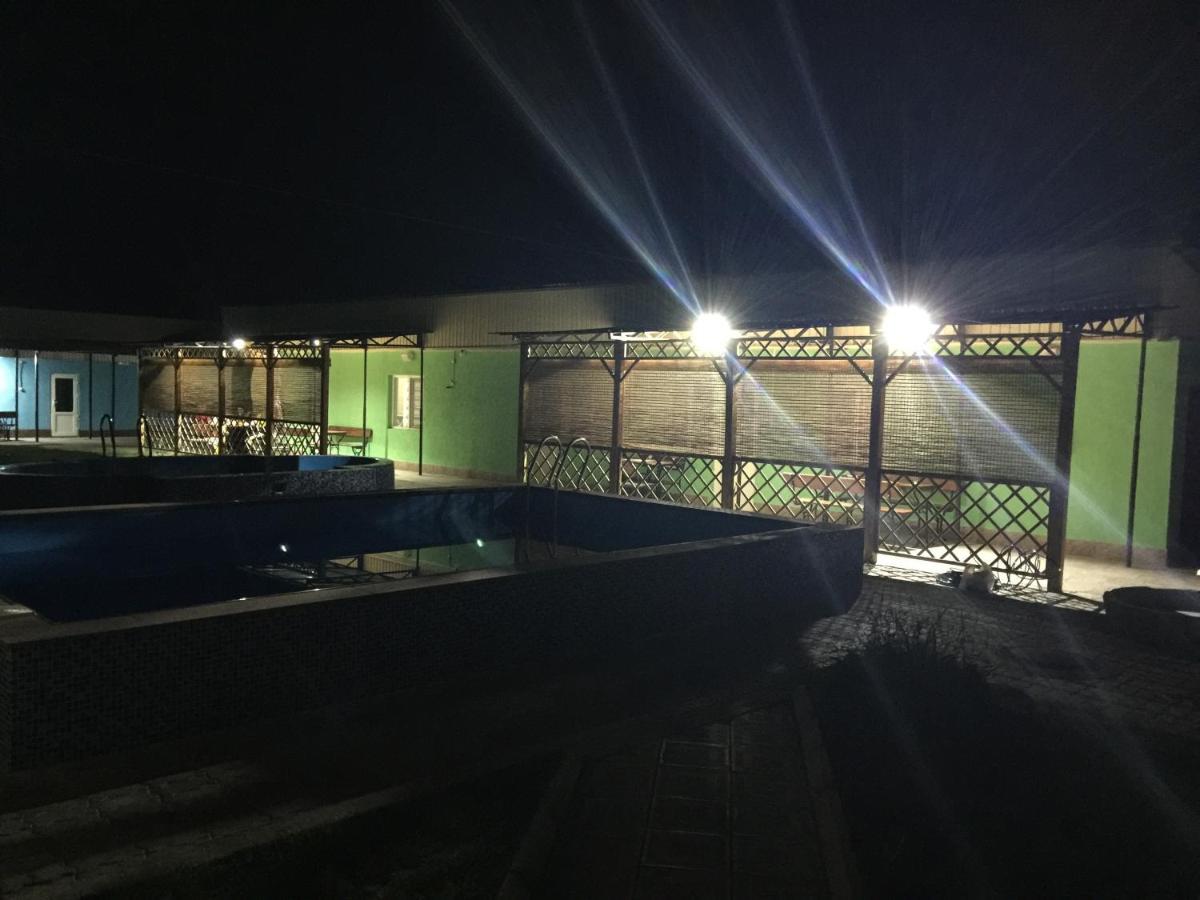 Malibu Guest House Kapsagaj Kültér fotó