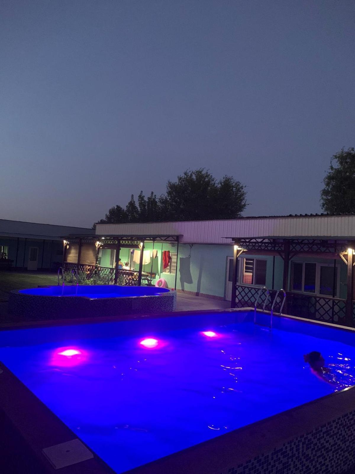Malibu Guest House Kapsagaj Kültér fotó