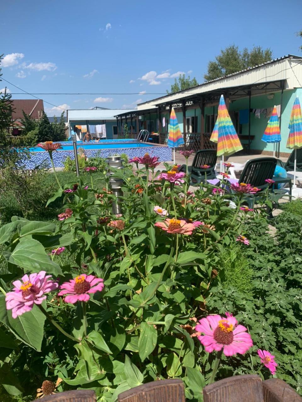 Malibu Guest House Kapsagaj Kültér fotó