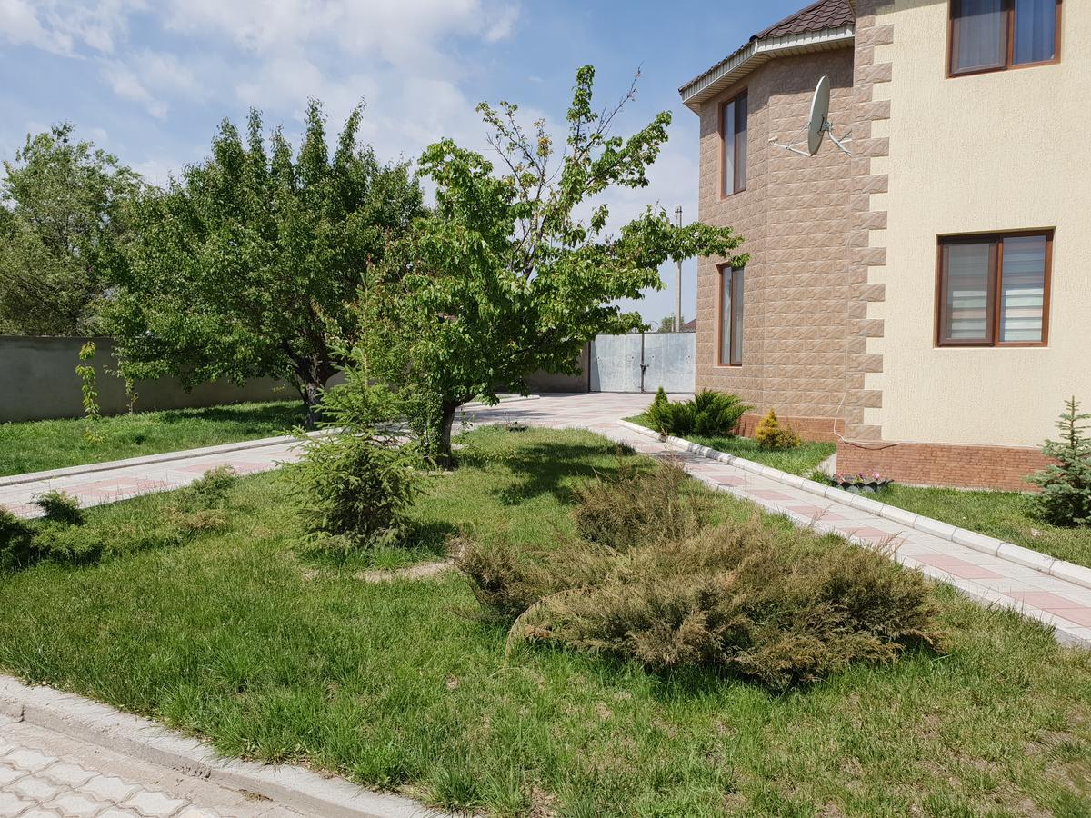 Malibu Guest House Kapsagaj Kültér fotó